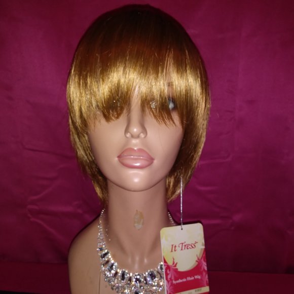 EVE - Picture 1 of 3